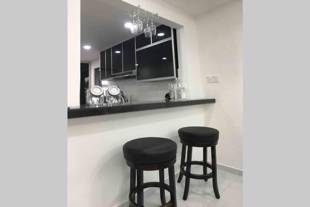 فيلا 22Pax :Taman Pelangi Party House Nearby Midvelly جوهر بهرو المظهر الخارجي الصورة