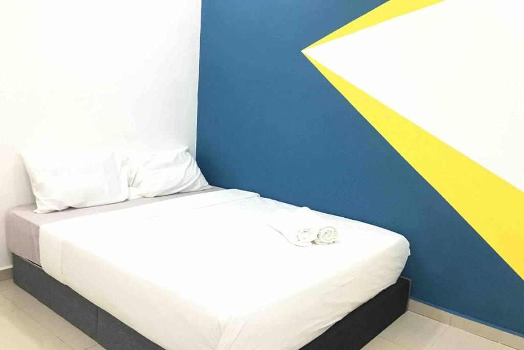 فيلا 22Pax :Taman Pelangi Party House Nearby Midvelly جوهر بهرو المظهر الخارجي الصورة
